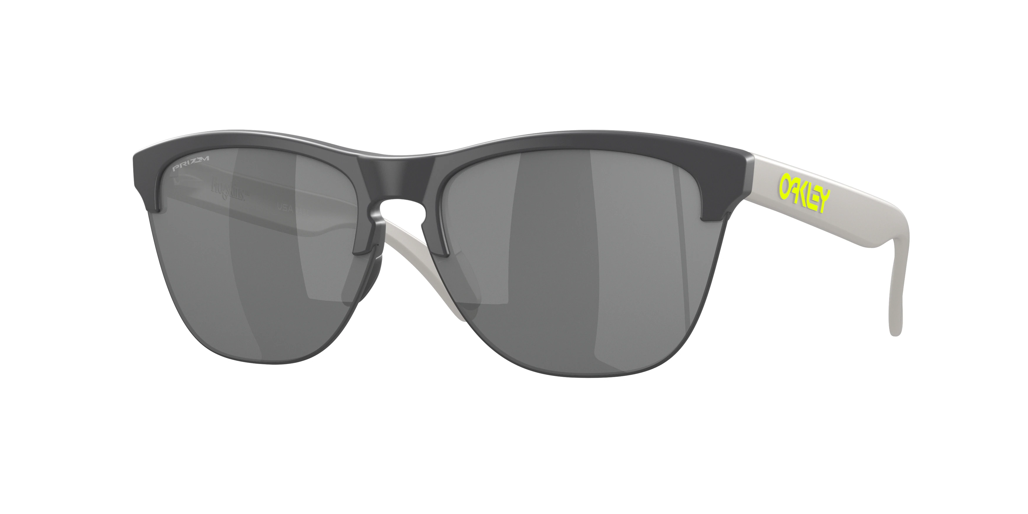Солнцезащитные очки Oakley