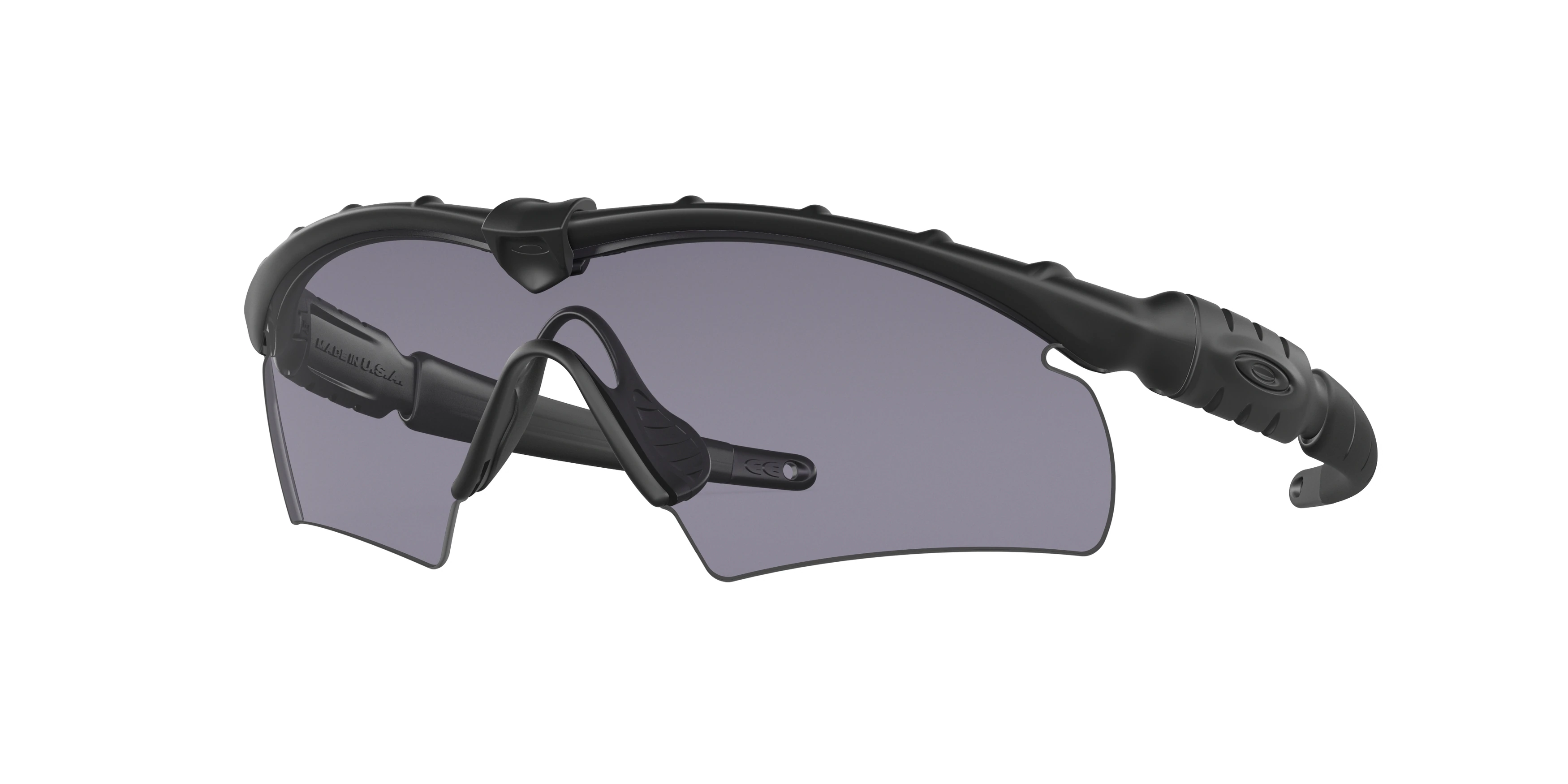 Солнцезащитные очки Oakley