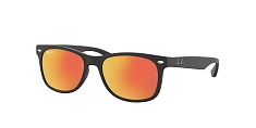 Солнцезащитные очки Ray-Ban  
