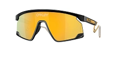 Солнцезащитные очки Oakley